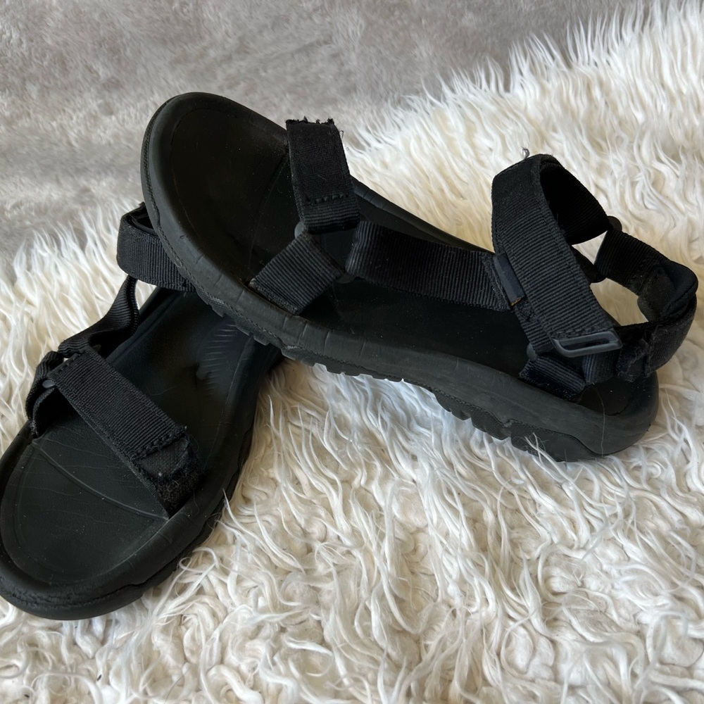 Womens Teva sandals